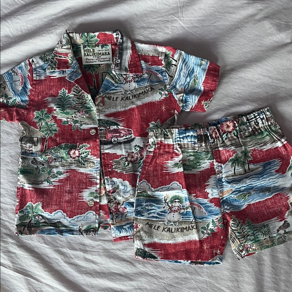 Red Hawaiian Christmas Shirt and Shorts Set Reyn spooner 18-24 m